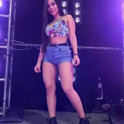 Emma (12)